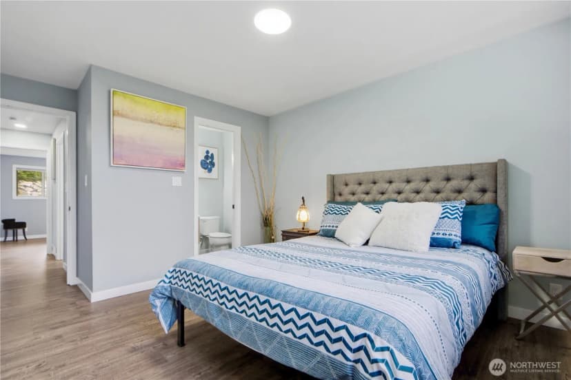 Property photo for 18534 55th Avenue Ne, Kenmore photo 14