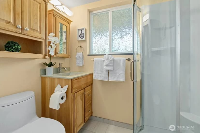 Property photo for 19803 Ashworth Avenue N, Shoreline photo 30