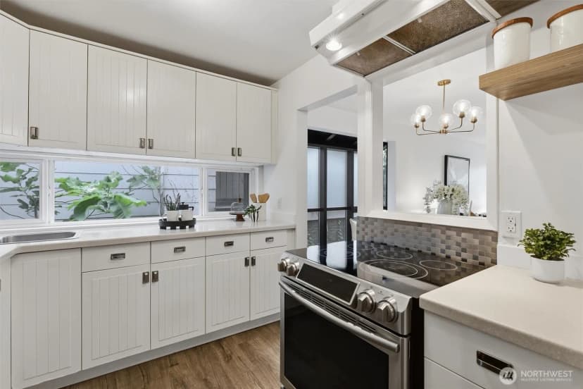 Property photo for 1601 E Columbia Street #104, Seattle photo 16