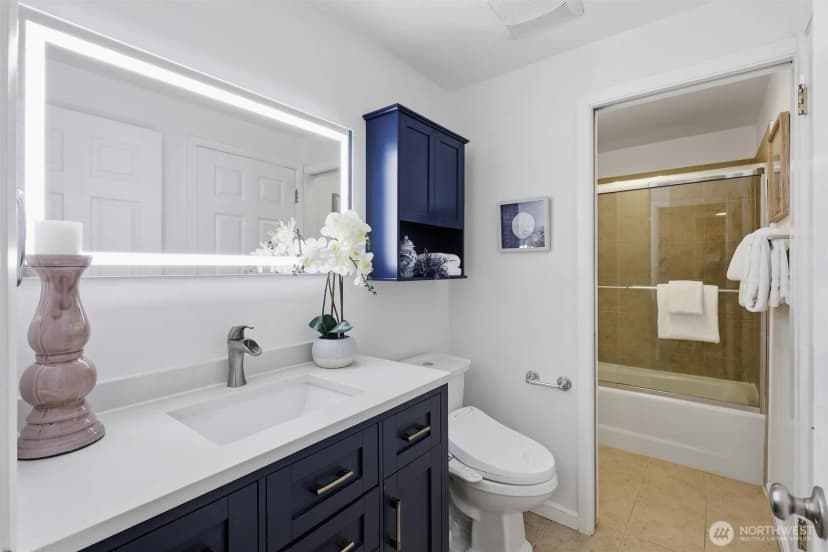 Property photo for 1601 E Columbia Street #104, Seattle photo 24