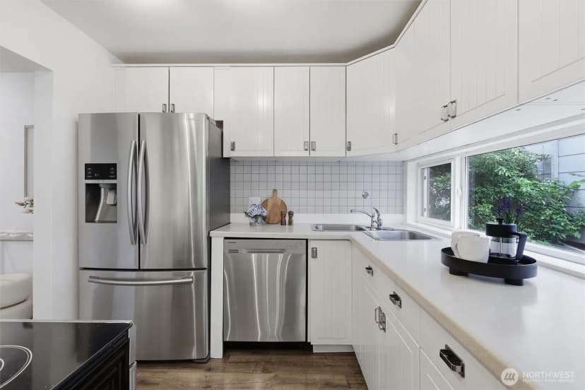Property photo for 1601 E Columbia Street #104, Seattle photo 14