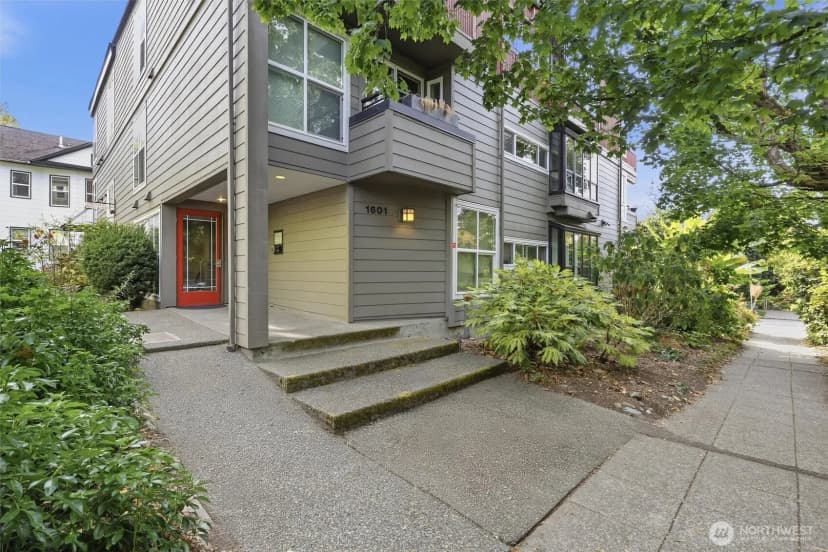 Property photo for 1601 E Columbia Street #104, Seattle photo 36