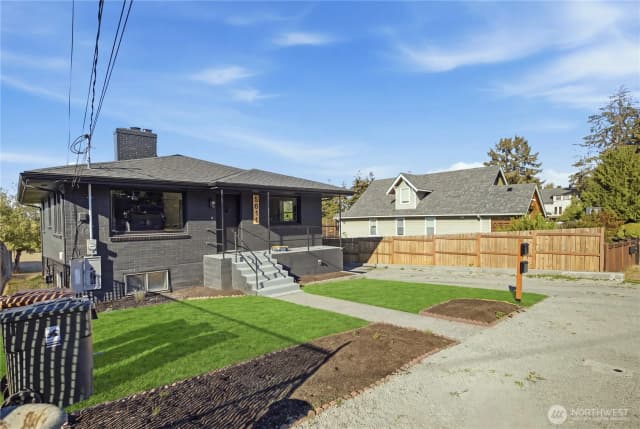 Property photo for 5611 N 48th Street, Tacoma photo 2