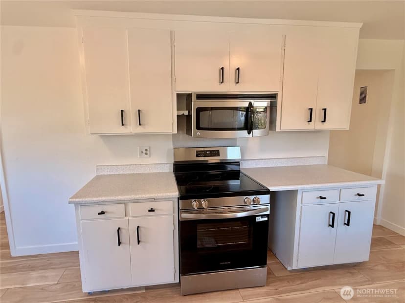 Property photo for 5611 N 48th Street, Tacoma photo 10