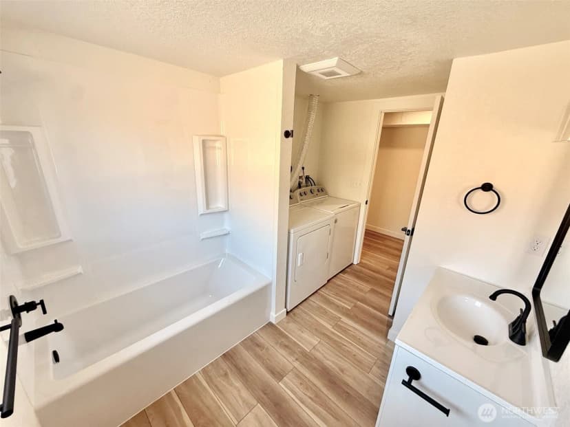 Property photo for 5611 N 48th Street, Tacoma photo 30