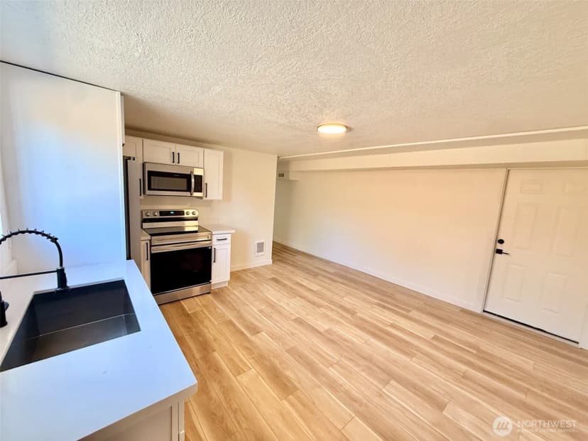 Property photo for 5611 N 48th Street, Tacoma photo 24