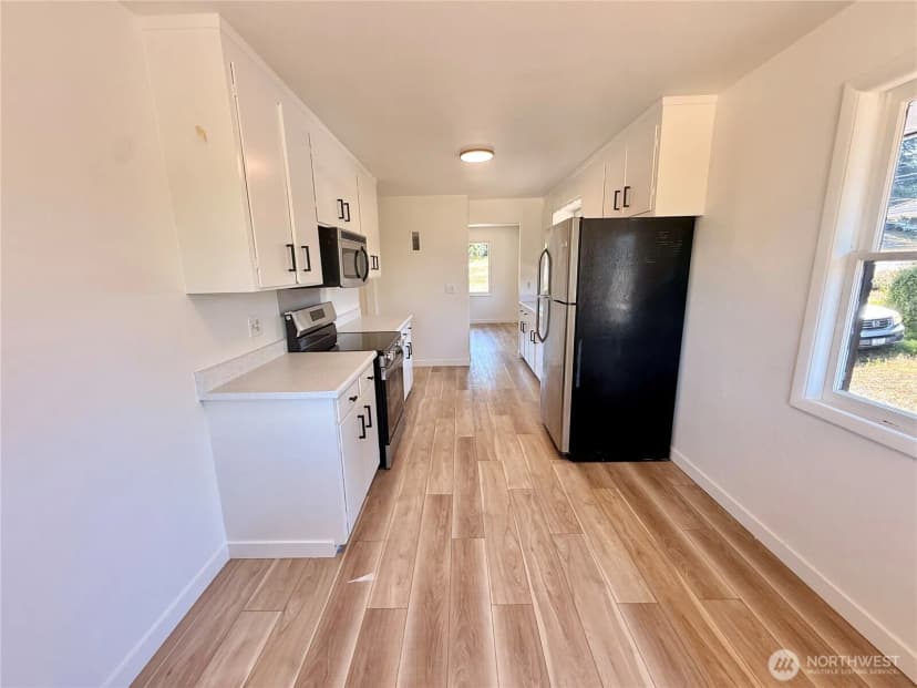 Property photo for 5611 N 48th Street, Tacoma photo 12