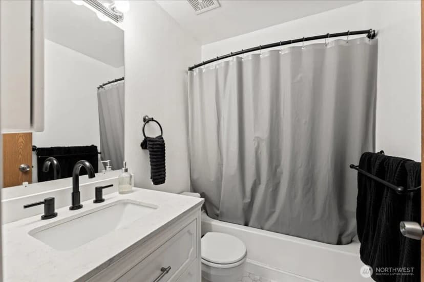 Property photo for 20507 123rd Street Ct E, Bonney Lake photo 11