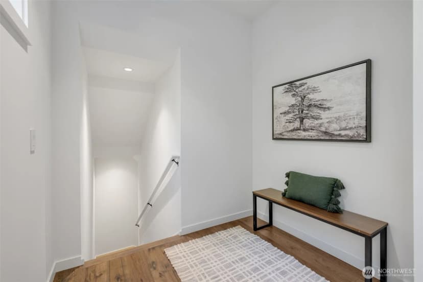Property photo for 6015 53rd Avenue Ne, Seattle photo 28