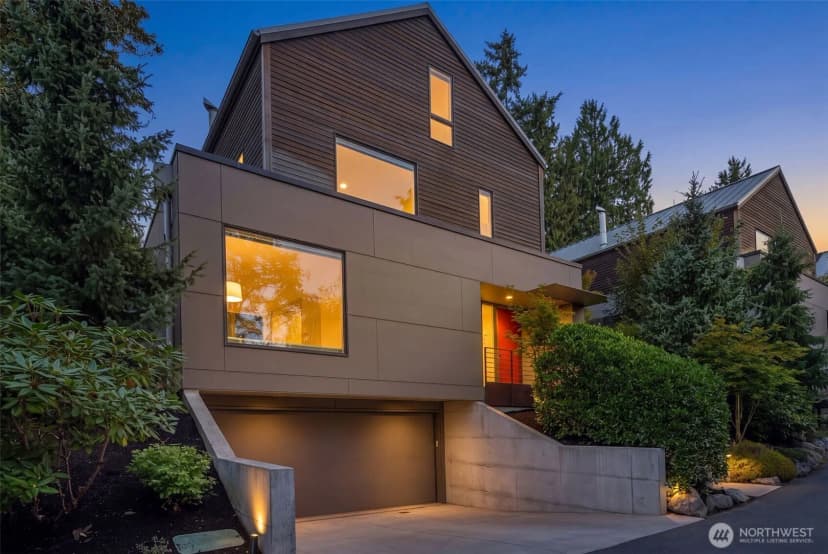 Property photo for 6015 53rd Avenue Ne, Seattle photo 18