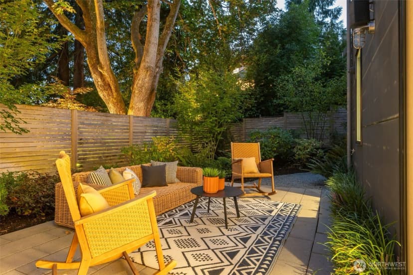 Property photo for 6015 53rd Avenue Ne, Seattle photo 20