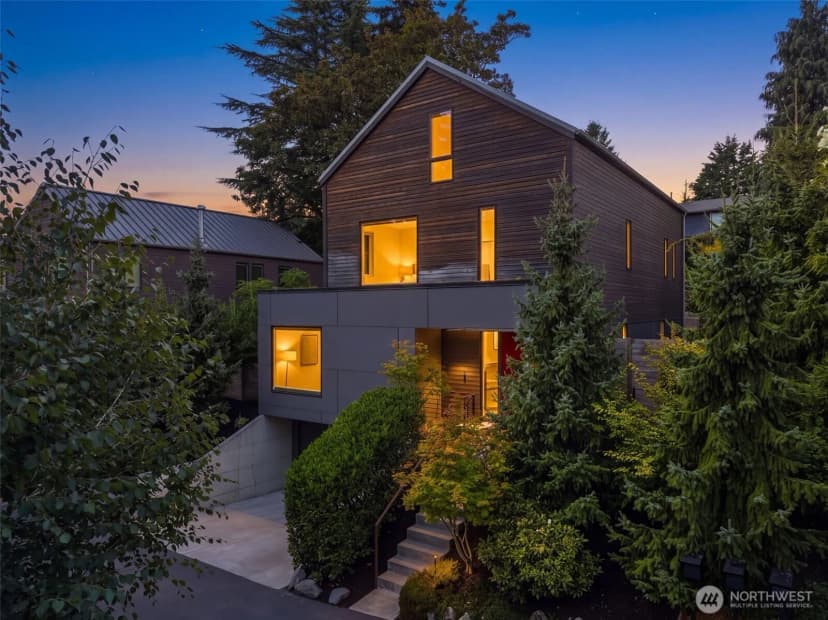 Property photo for 6015 53rd Avenue Ne, Seattle