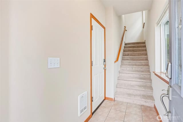 Property photo for 2533 143rd Lane Sw, Lynnwood photo 3