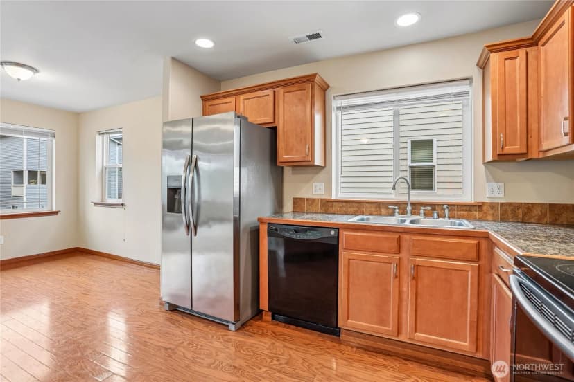 Property photo for 2533 143rd Lane Sw, Lynnwood photo 8