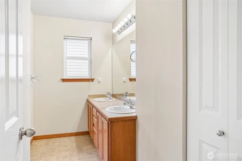 Property photo for 2533 143rd Lane Sw, Lynnwood photo 18