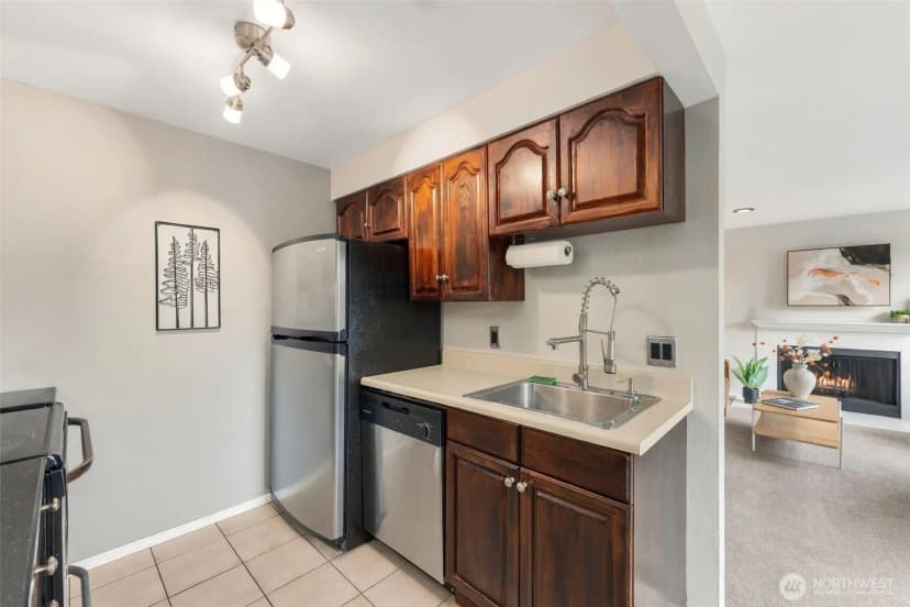 Property photo for 4810 S 187th Place #b-205, Seattle photo 9