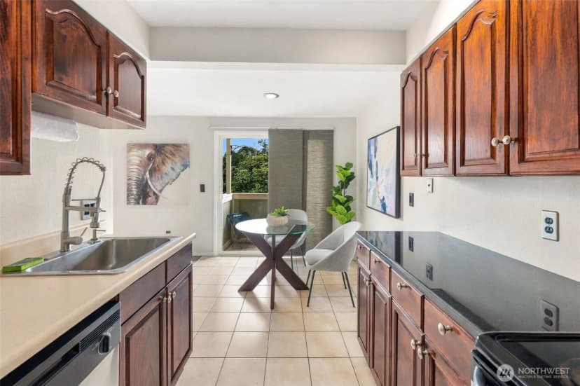Property photo for 4810 S 187th Place #b-205, Seattle photo 11