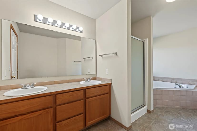 Property photo for 25711 162nd Place Se, Covington photo 19