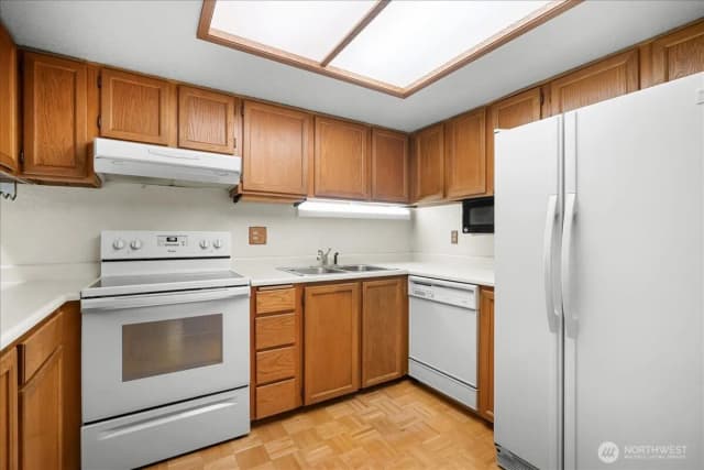 Property photo for 11532 Se 173rd Street #53, Renton photo 5