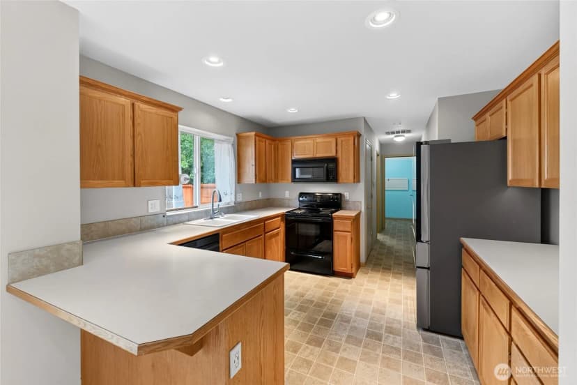Property photo for 3607 185th Street Ct E, Tacoma photo 13