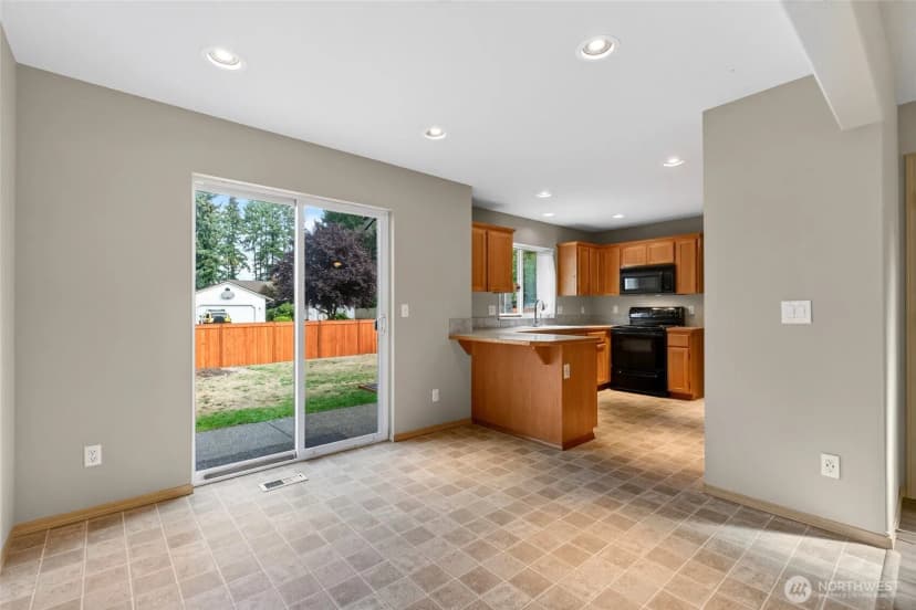 Property photo for 3607 185th Street Ct E, Tacoma photo 10
