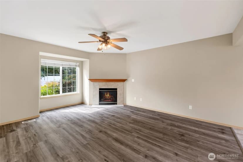 Property photo for 3607 185th Street Ct E, Tacoma photo 7