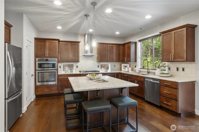 Property photo for 13530 Ne 128th Place, Kirkland photo 5