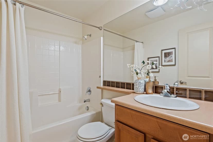 Property photo for 4824 Pointes Drive, Mukilteo photo 32