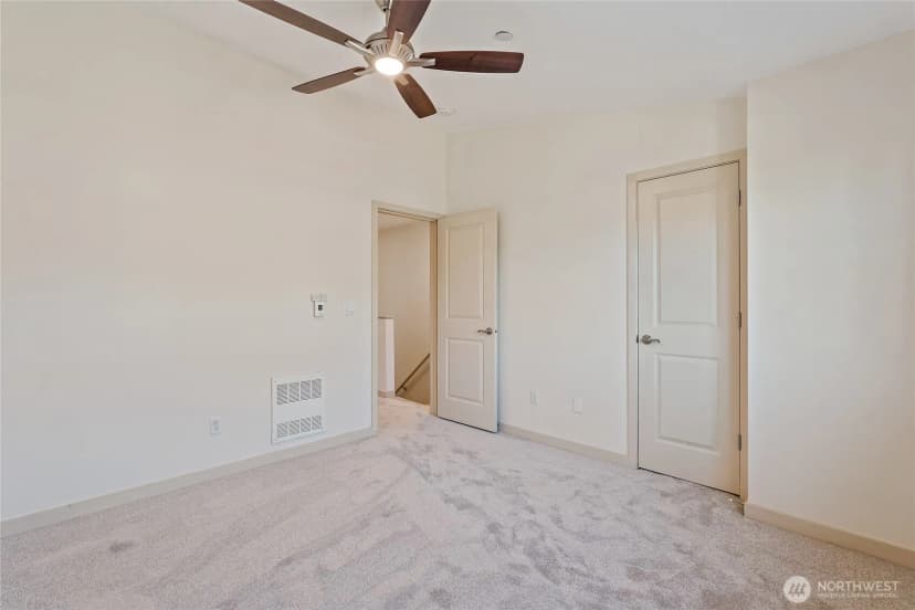 Property photo for 4824 Pointes Drive, Mukilteo photo 34