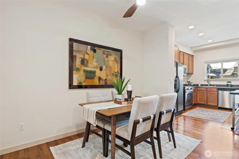 Property photo for 4824 Pointes Drive, Mukilteo photo 11