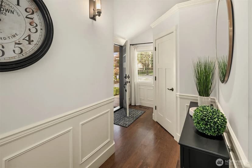 Property photo for 709 3rd Street S, Kirkland photo 5