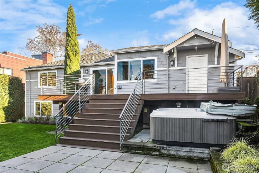 Property photo for 709 3rd Street S, Kirkland photo 26