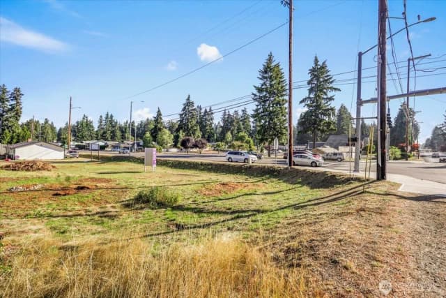 Property photo for 9319 128th Street E, Puyallup photo 4