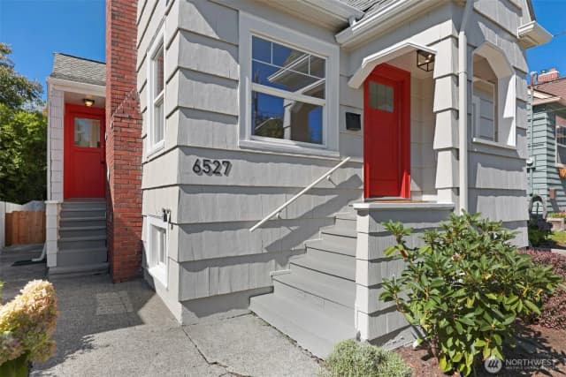 Property photo for 6527 12th Avenue Nw, Seattle photo 2