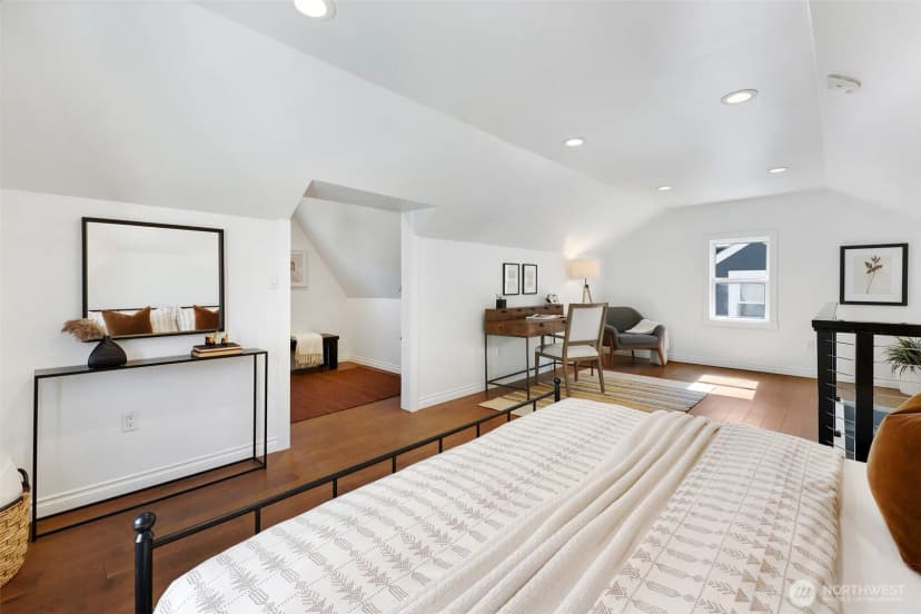Property photo for 6527 12th Avenue Nw, Seattle photo 17