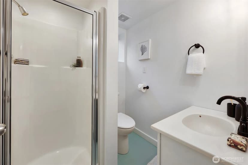 Property photo for 6527 12th Avenue Nw, Seattle photo 19
