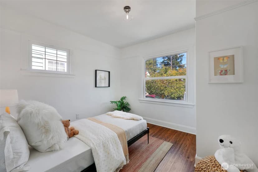 Property photo for 6527 12th Avenue Nw, Seattle photo 12