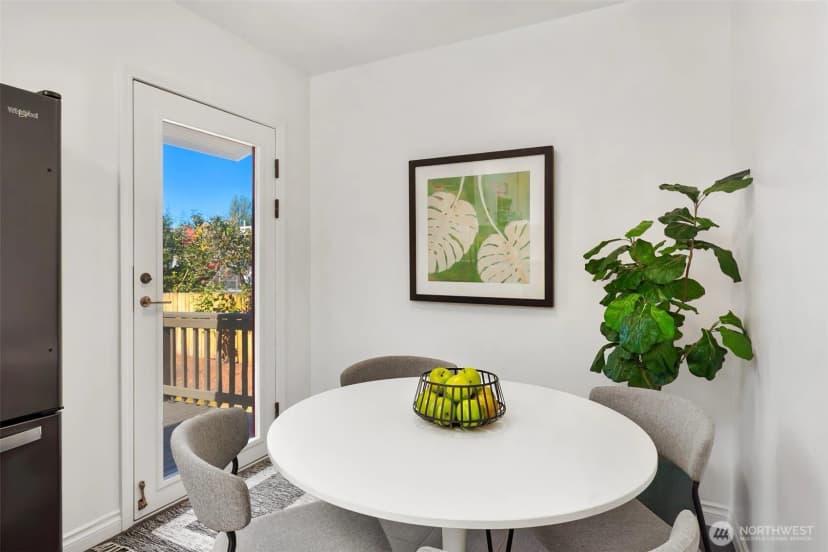 Property photo for 6527 12th Avenue Nw, Seattle photo 10