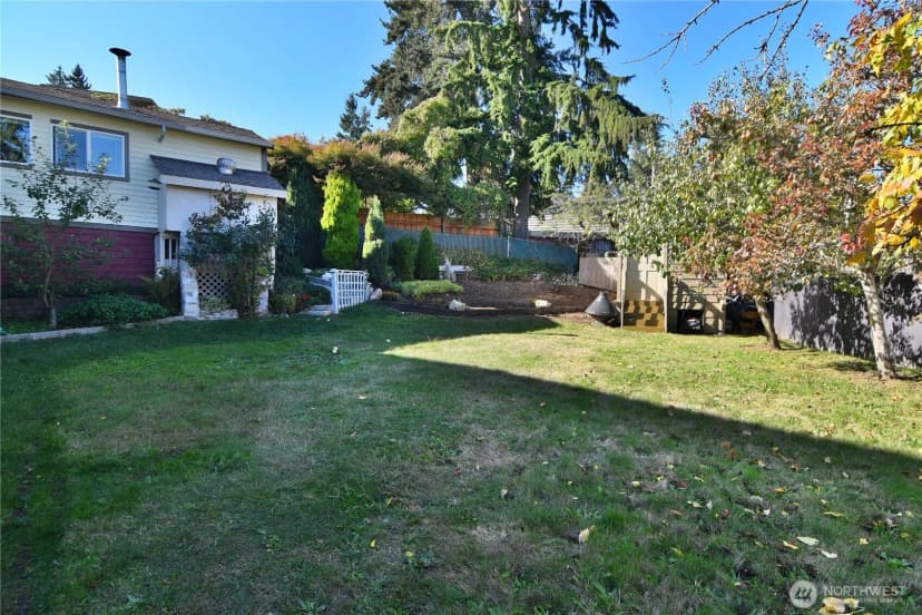 Property photo for 23116 80th Place W, Edmonds photo 31