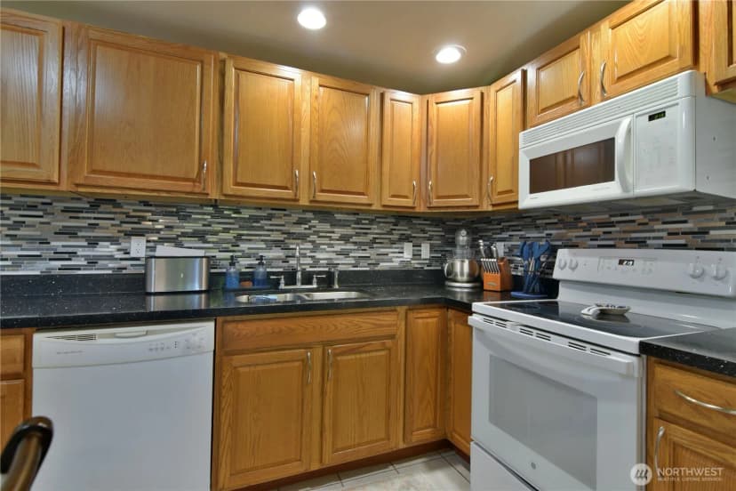 Property photo for 23116 80th Place W, Edmonds photo 26