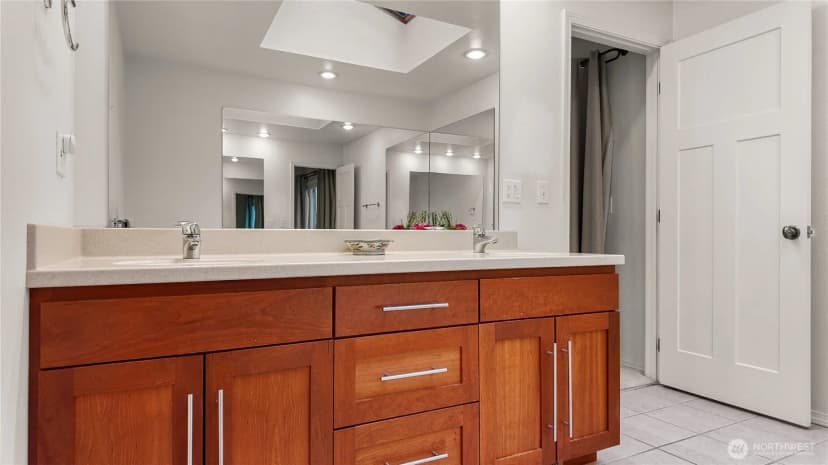 Property photo for 4850 S Spencer Street, Seattle photo 15