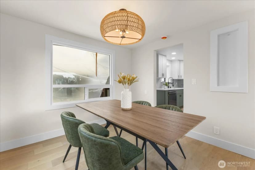 Property photo for 3254 Nw Market Street, Seattle photo 8