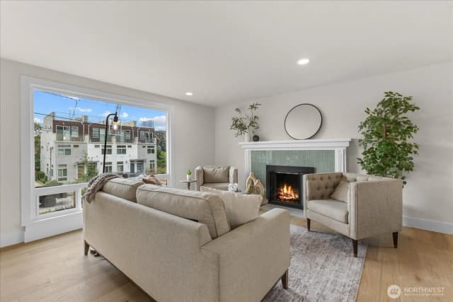 Property photo for 3254 Nw Market Street, Seattle photo 4