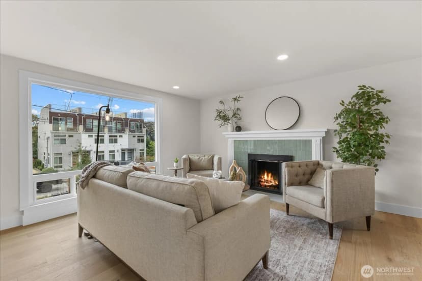 Property photo for 3254 Nw Market Street, Seattle photo 4