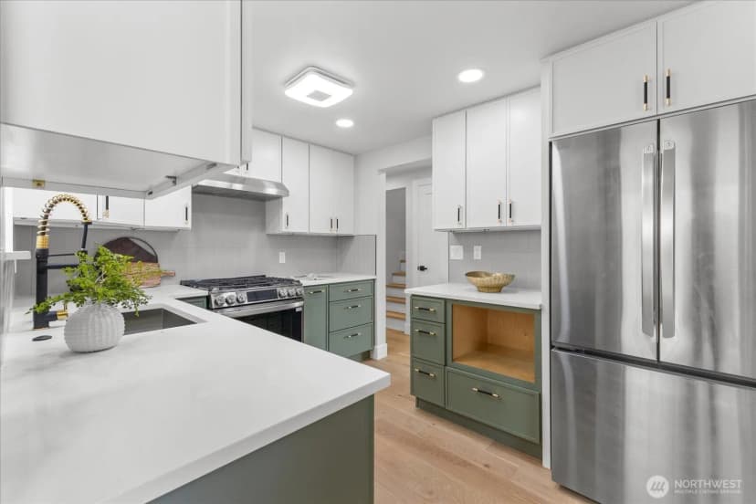 Property photo for 3254 Nw Market Street, Seattle photo 11