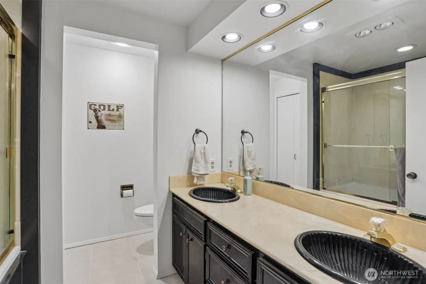 Property photo for 200 James Street #106, Edmonds photo 17