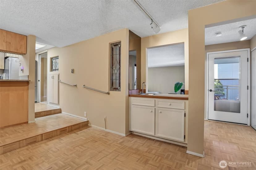 Property photo for 200 James Street #106, Edmonds photo 9