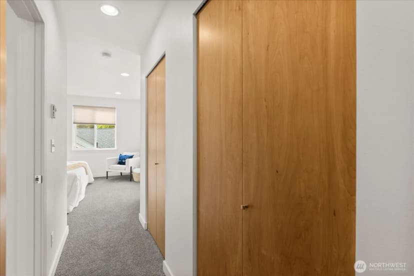 Property photo for 3423 Beacon Avenue S, Seattle photo 22