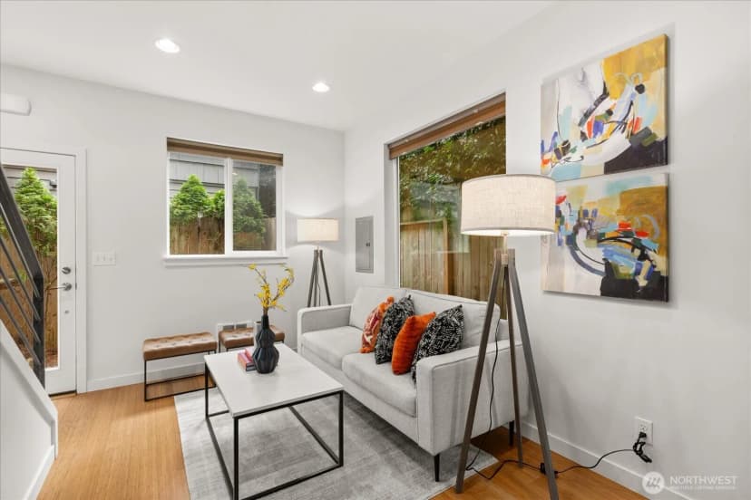 Property photo for 3423 Beacon Avenue S, Seattle photo 4