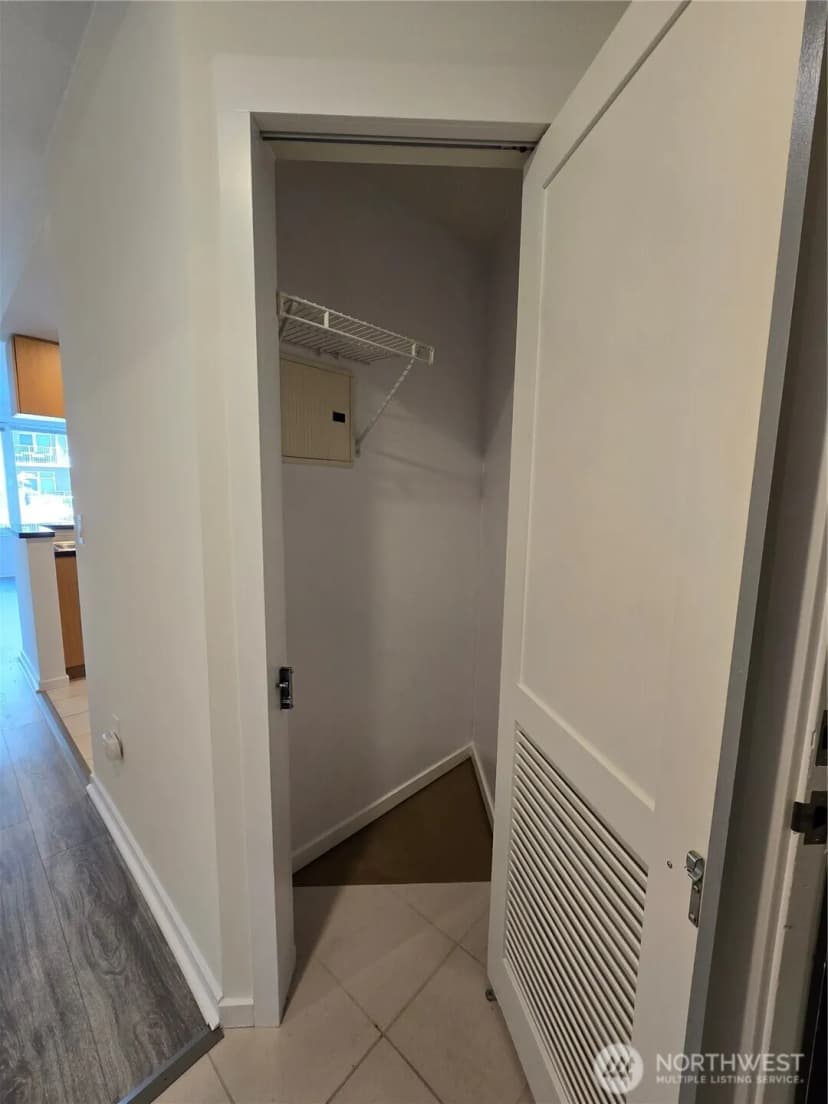 Property photo for 2721 1st Avenue #204, Seattle photo 19